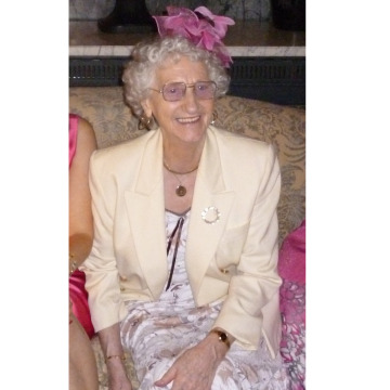 Photo of Winifred HOPWOOD