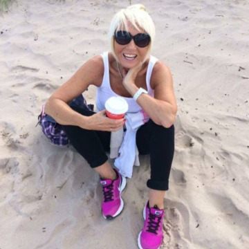 Notice Gallery for Yvonne LESTER