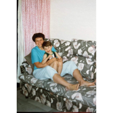 Photo of Debra HURRELL