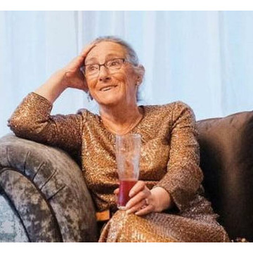 Photo of Sue GREEN