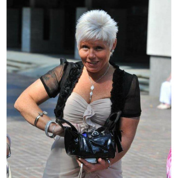 Photo of Denise BATES