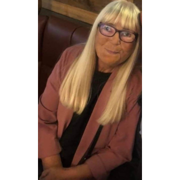 Photo of Pat JAMES