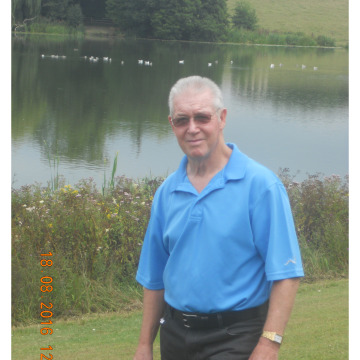 Photo of Derek LONGHURST