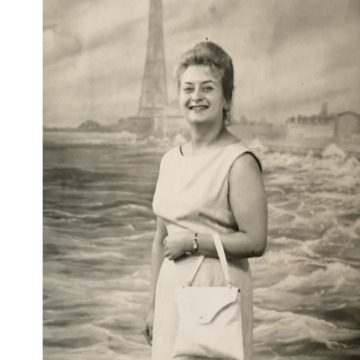 Photo of Barbara CHAMBERS