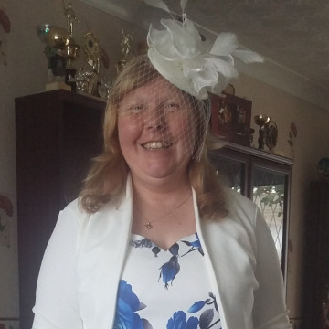 Funeral Notices - Lesley FINCH