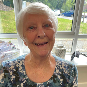 Photo of Catherine BATES