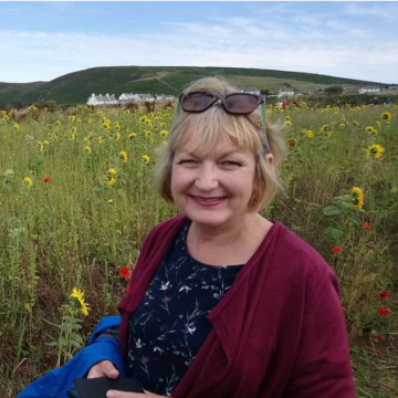 Photo of Niki DENNIS