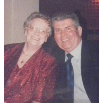 Photo of Liz MCDOWAL