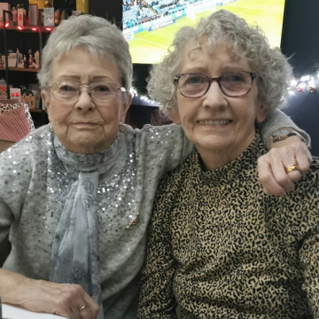 Notice Gallery for Maureen ENNIS