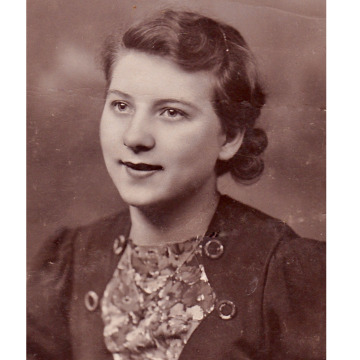 Photo of Winifred SHERIDAN