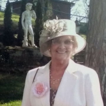 Photo of Barbara BORRILL