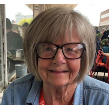 Photo of Denise DINNING