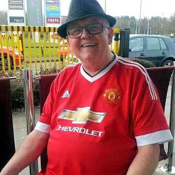 Notice Gallery for Phillip LEWIS