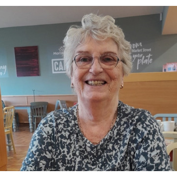 Photo of Maureen DUNN