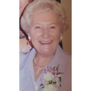 Photo of Maureen McDONALD