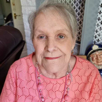 Photo of Marilyn Oveta JONES