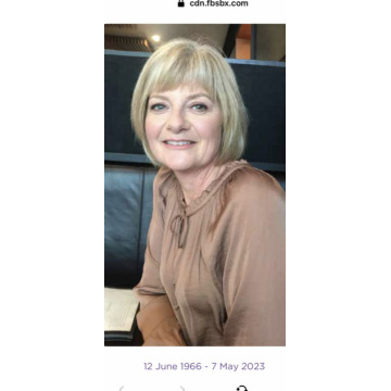 Photo of Elaine HARGREAVES