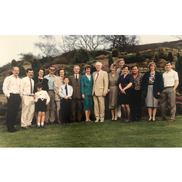 Notice Gallery for Ian Roger YATES