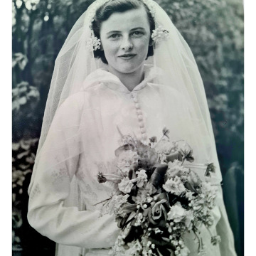 Photo of Elizabeth RENWICK (NEE BARRADELL)