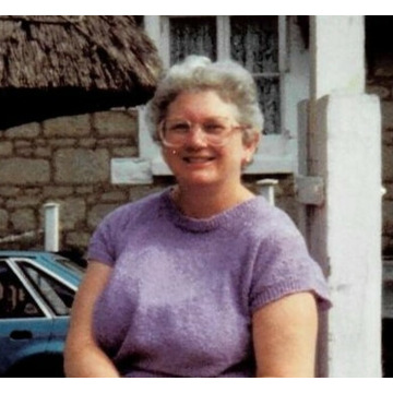 Photo of Sheila LINNELL