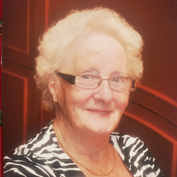 Photo of Lilian POSTILL
