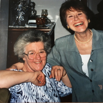 Notice Gallery for Rose JEWELL