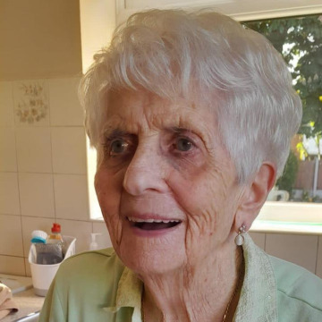 Photo of Joan GRIFFITHS