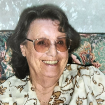 Photo of Joan MARSHALL (WALKER)