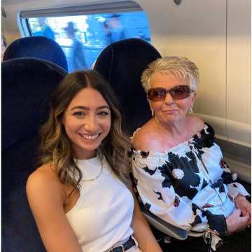 Notice Gallery for Maureen Ann HUGHES