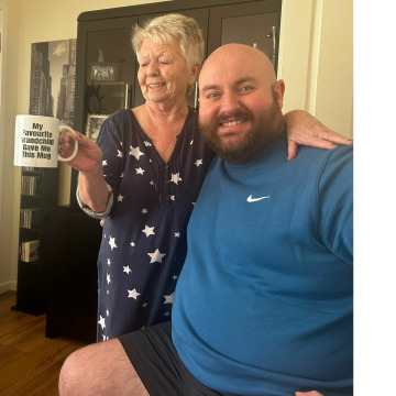 Notice Gallery for Maureen Ann HUGHES