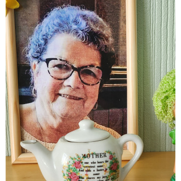 Photo of Hilary BROWN