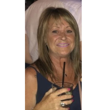 Photo of Yvonne SHERWOOD