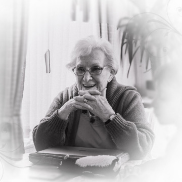 Photo of Barbara COLLIER