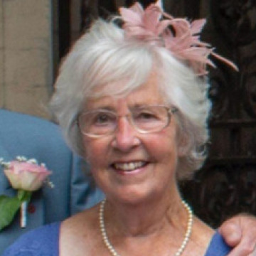 Photo of Barbara HOWE
