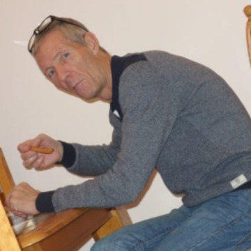 Notice Gallery for Peter KELLY