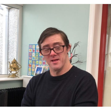Photo of Gareth HUGHES