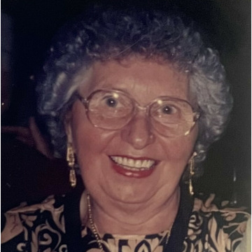 Photo of Betty HOPKINS