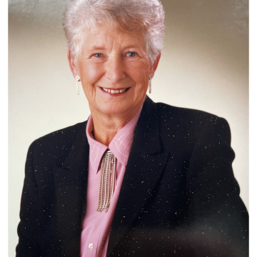 Photo of Katharine MYERS