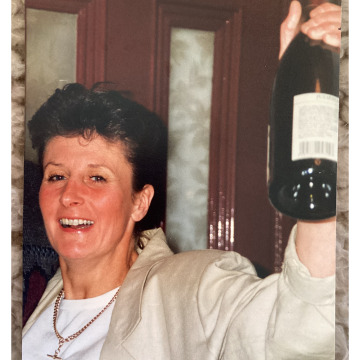 Notice Gallery for Sue REILLY