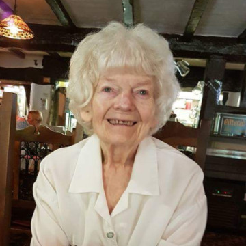 Photo of Iris Maureen WILLIAMS