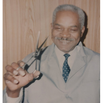 Photo of Robert Teddy SAMUELS