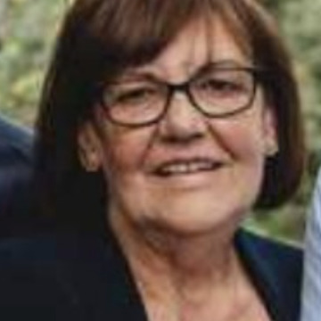Photo of Evelyn HUNTER