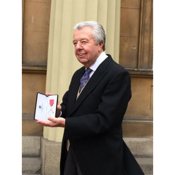 Photo of Walter Ivor PATTISON MBE