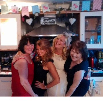 Notice Gallery for Laura CLARK