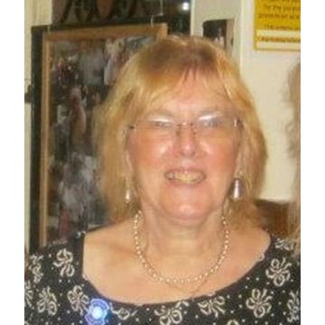 Photo of Maureen QUARTON