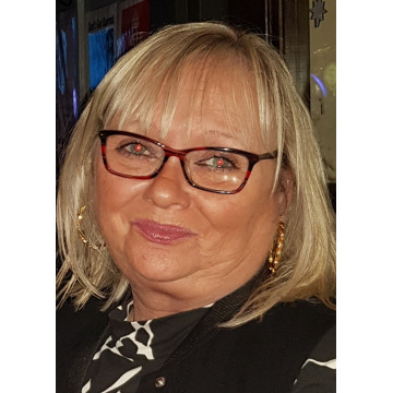 Photo of Karen VASEY (NEE NEWTON)