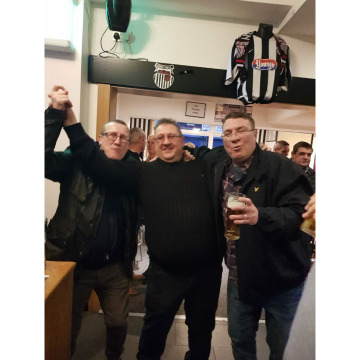 Notice Gallery for Stuart BENN