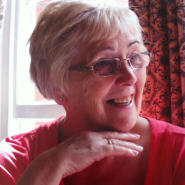 Photo of Joan THOMAS