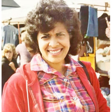 Photo of Deanna Genevieve FRANKS