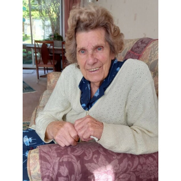 Notice Gallery for Vera Minnie O'DONOVAN